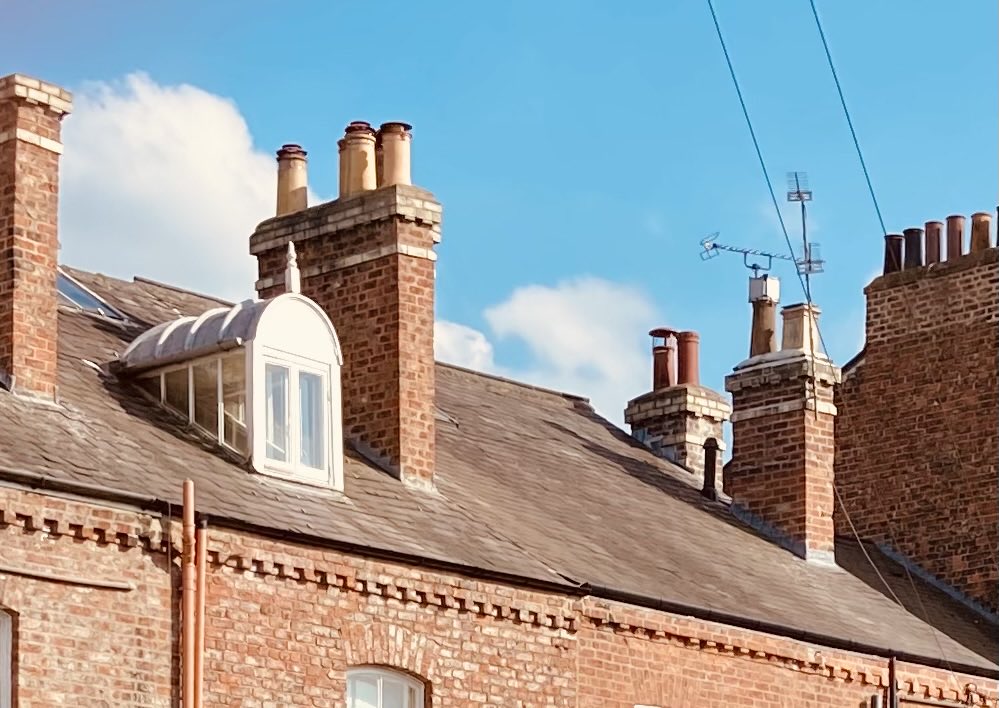Archytext's tweet photo. How common are these dormer windows with glazed cheeks in England? I’ve seen a few in the Groves, York. #historicarchitecture #heritage #dormers https://t.co/T7mcB30zsB