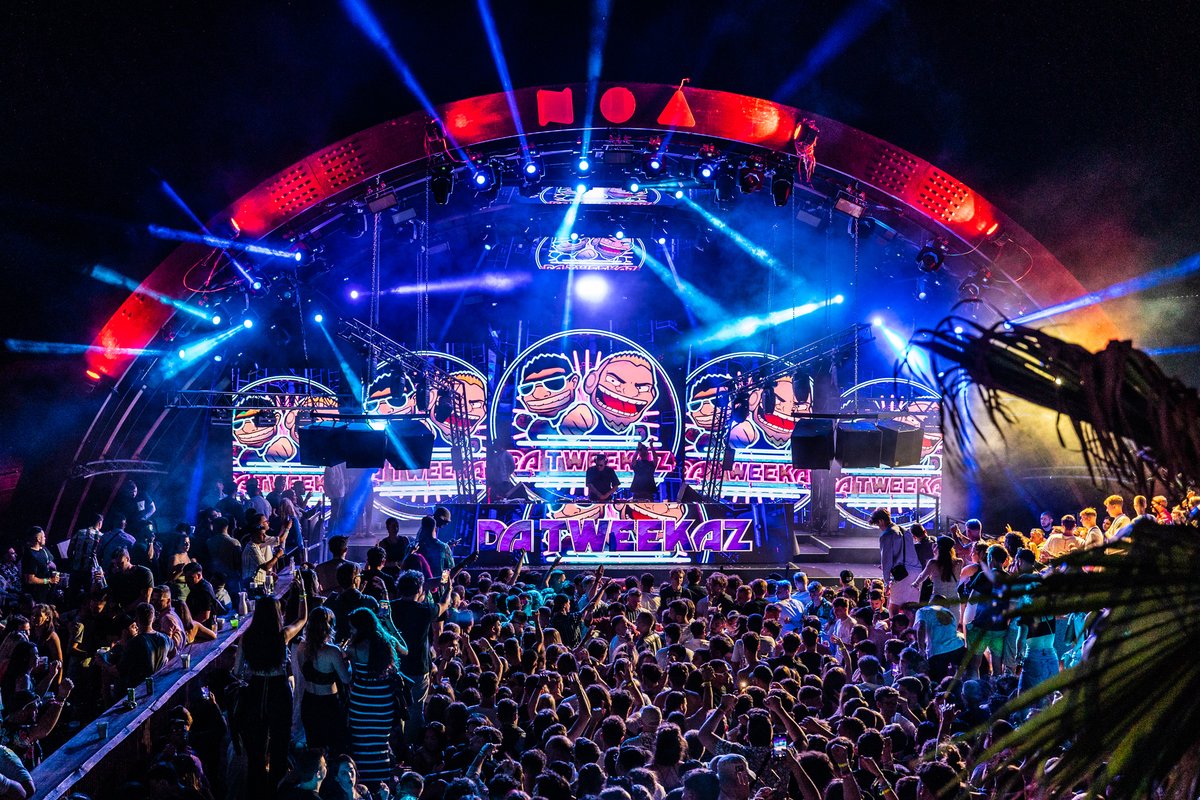 DaTweekaz's tweet image. Packed show at Spring Break Island Croatia!! 🇭🇷🤩

📷 @rossumedia