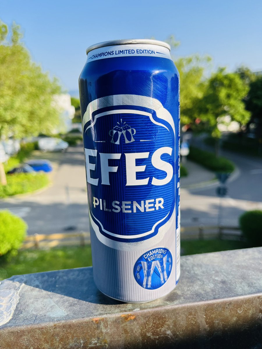 Hava mis gibi ☀️
Bira da Buz gibi 🧊 
Her şey çok güzel olacak gibi 🎉