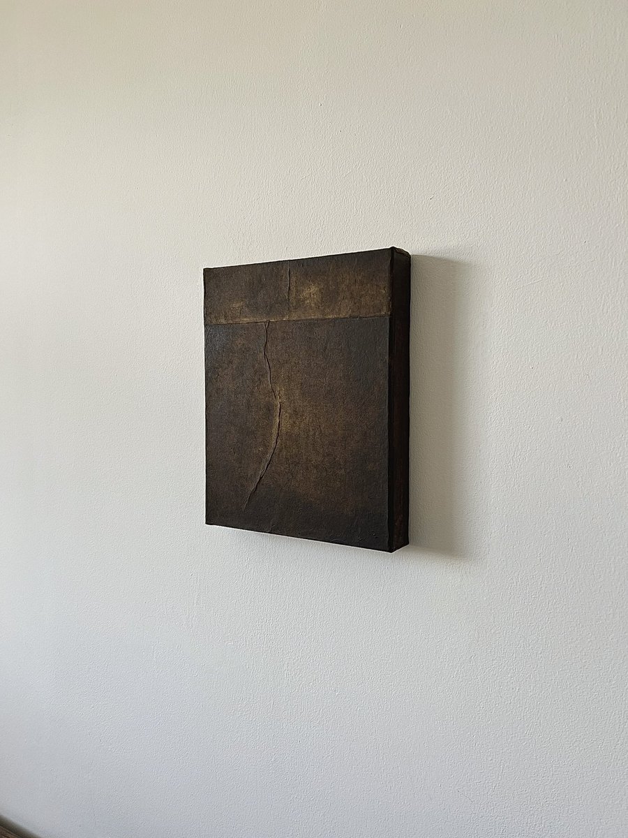 claretumiltyart's tweet photo. The Reign Collection available to purchase now https://t.co/gUXF34Szue

#art #wabisabi #interiors #interiordecor #wallart #artforsale #minimalart #minimaldecor #rusticdecor #earthytones #wabisabiart #wabisabidecor #artcollector #artist #irishartiat #ukart #claretumiltyart https://t.co/3QMQom7I76