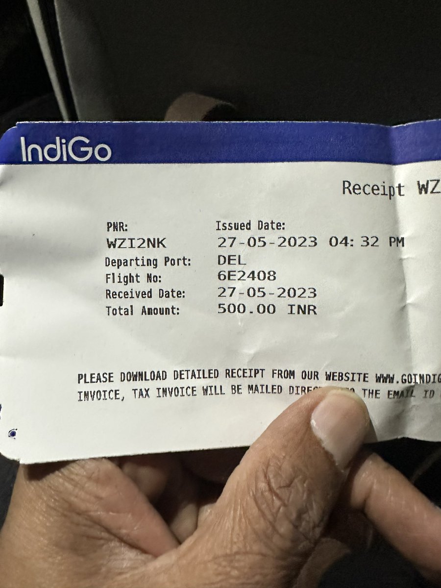 prsatheesh's tweet photo. @IndiGo6E Flight 6E 2408 of 27th May landed at Kochi at around 945 pm . We were out in few minutes . Our FF baggages came after more than 20 mins while most regular bags kept going on the conveyor belt no 1 . What’s the point in paying 1500 rupees for three passengers https://t.co/5x9trQ3ykj