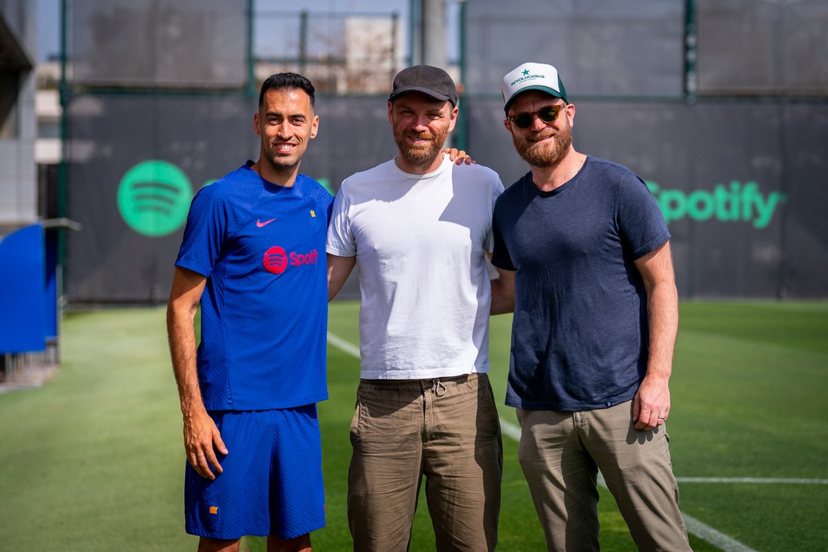 FCBarcelona_es's tweet photo. 𝑽𝒊𝒗𝒂 𝒍𝒂 𝒗𝒊𝒅𝒂 💙❤️
👋 @coldplay https://t.co/z89Zh4wqEn