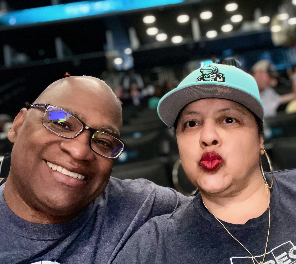 It’s @nyliberty day!! Let’s go! Will be watching my @Yankees on the phone. 😉#RepBX #OwnTheCrown