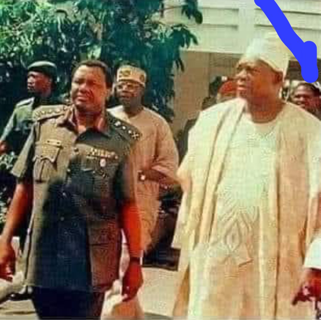 @OyesileJohn See our saint here. So u nor know say PO don dey here since too abi? Abacha appointed PO to be incharge of Tincan port then and he decongested the port.