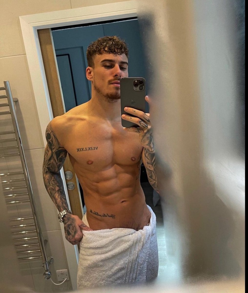 Lucas (@mattiahouvet) on Twitter photo 