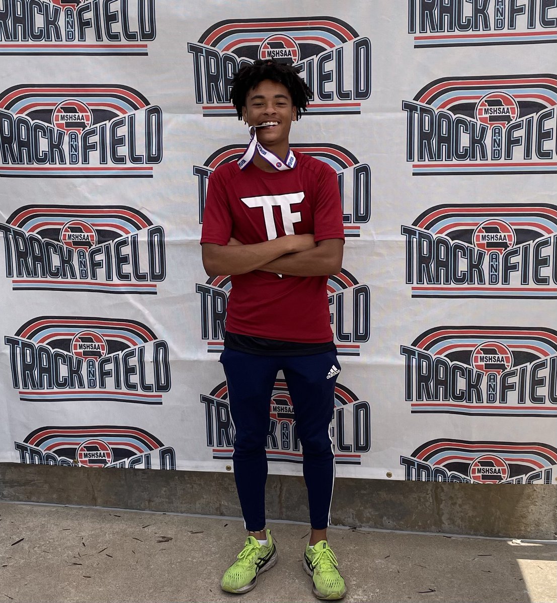 LSNTrackField's tweet image. In Missouri Class 5, Frank Sparks places 6th in the 110 High Hurdles!