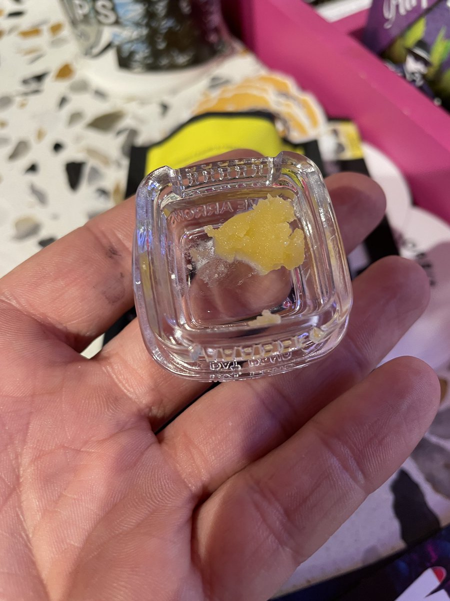 Donchron420's tweet photo. This new Avana Live Resin black cherry punch is insane !! #bcp #liveresin #dabsdaily #stoner #stoners #StonerFam #Mmemberville #WeedLovers #420community #cannabisculture #dabs710 #420day #420friendly #CannabisCommunity #donchron https://t.co/dOzjhU7CiM