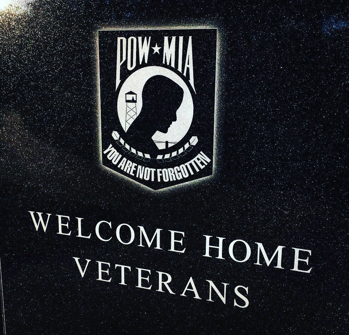 POW ⭐️MIA WELCOME HOME VETERANS ‘You Are Not Forgotten’ 

🦅 The United States Armed Forces (1,358,193 Active) and its five service branches guiding principle ....

'This We'll Defend' #UnitedStatesArmy

'Always Courageous' #UnitedStatesNavy 

'Integrity first, Service before…