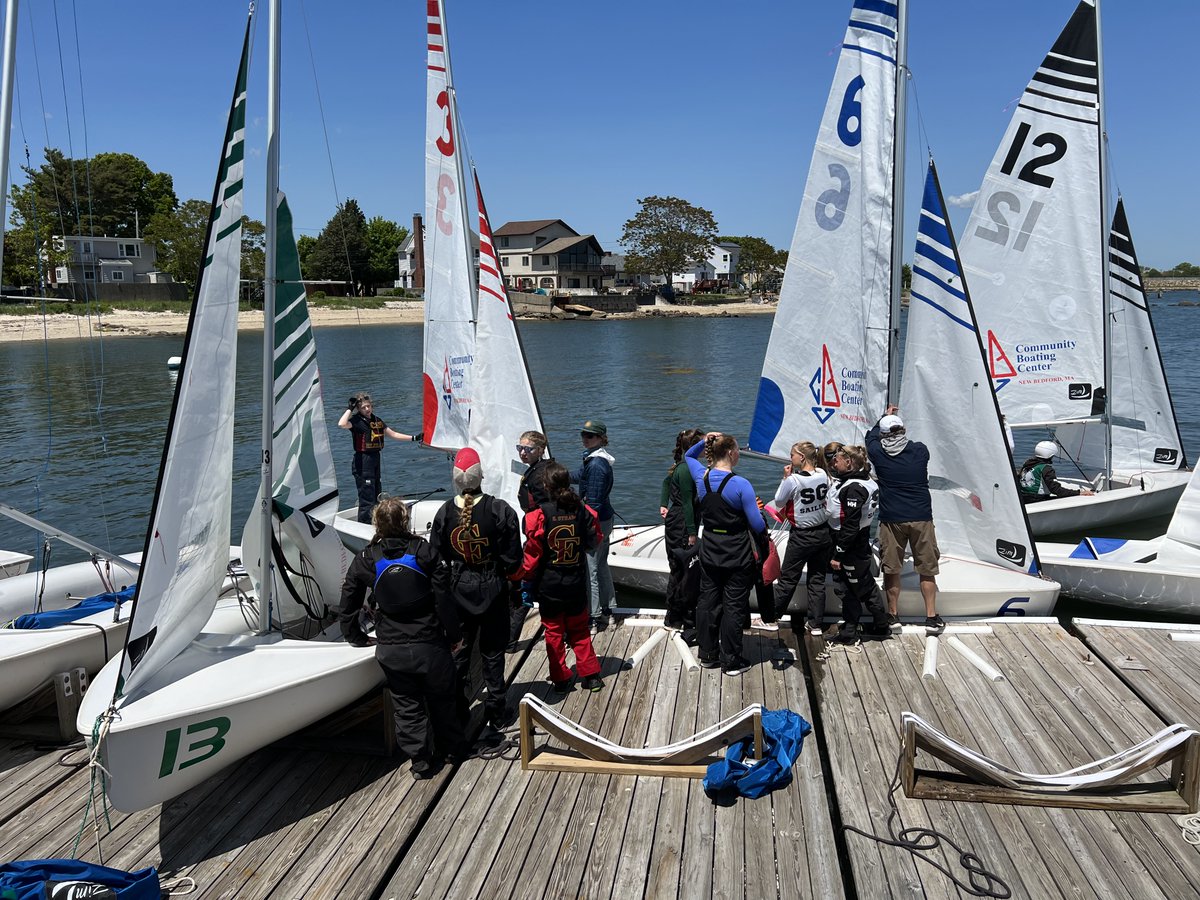 SailingCape's tweet photo. Qualifiers to move on to the NESSA Girls' Championship going on now in MA. CEHS and Portland HS from SailMaine. CEHS currently in 6th overall, PHS in 8th, with top 9 moving on to finals tomorrow. 
@Sail_Maine @ceathletics  #hssailing https://t.co/7GAj21WUA7