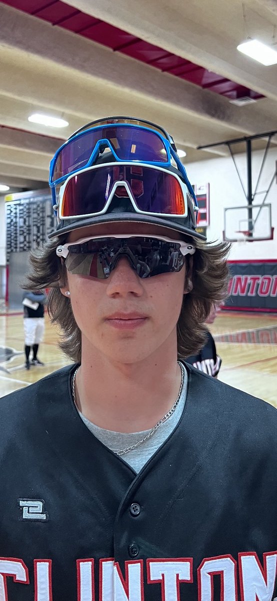 ClintonRedwolf's tweet photo. Keegan Huston powers the Redwolves with his 3 run blast over the center field fence and Andy Fair picks up the pitching win as Clinton defeats Union City 8-6 to conclude the regular season at 29-2. Nik Shadley 3/3 ,Ryan Tschirhart 3/4 also help pace the offense. @ClintonAthletic https://t.co/svp0y7v5uP