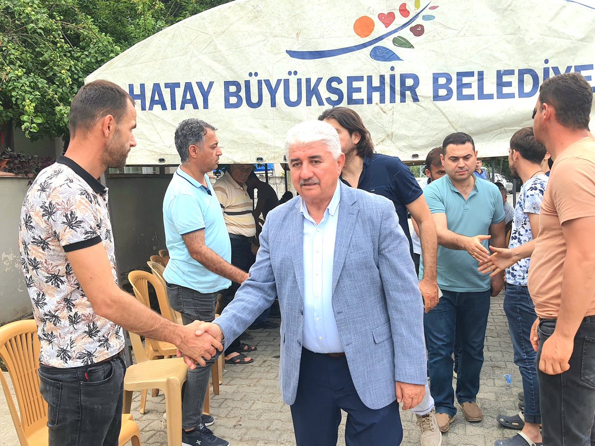 HBTurkoglu's tweet photo. #AllahRahmetEylesin🍁🌱🤲
📍#Dörtyol~Altınçağ Mh.'sinde #Merhum #HasanUlusoy'un Ailesinin Acısına Ortak Olduk.
▪
🤲Merhuma Yüce Allah’tan Rahmet ve Mağfiret Niyaz Ediyor; Aile Efradı ve Yakınlarına Sabır ve Başsağlığı Diliyorum. https://t.co/mDReEjUUvz