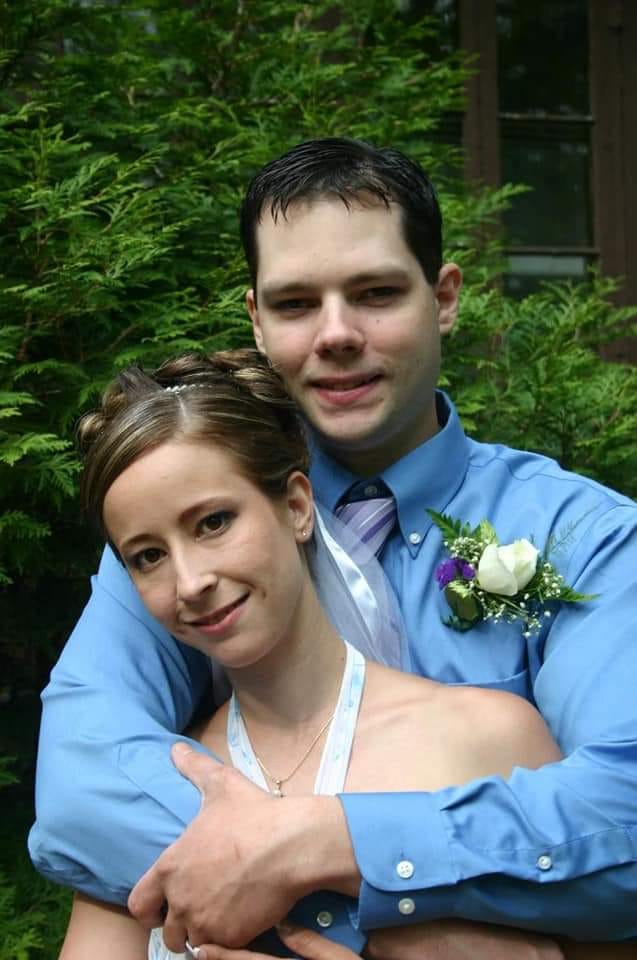 Today is Mr. Totey and I's 16th wedding anniversary. 16 years...we could drive a car! I love him more than words can express. He takes care of me. He takes care of our kids. He supports all my crazy schemes. I hope ya'll are lucky to have a Mr. Totey in your life!