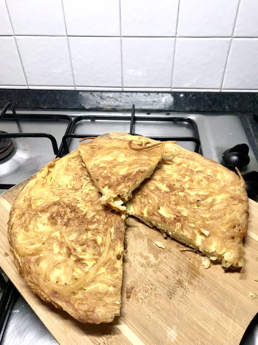 Sole , mare e mo frittata di maccheroni