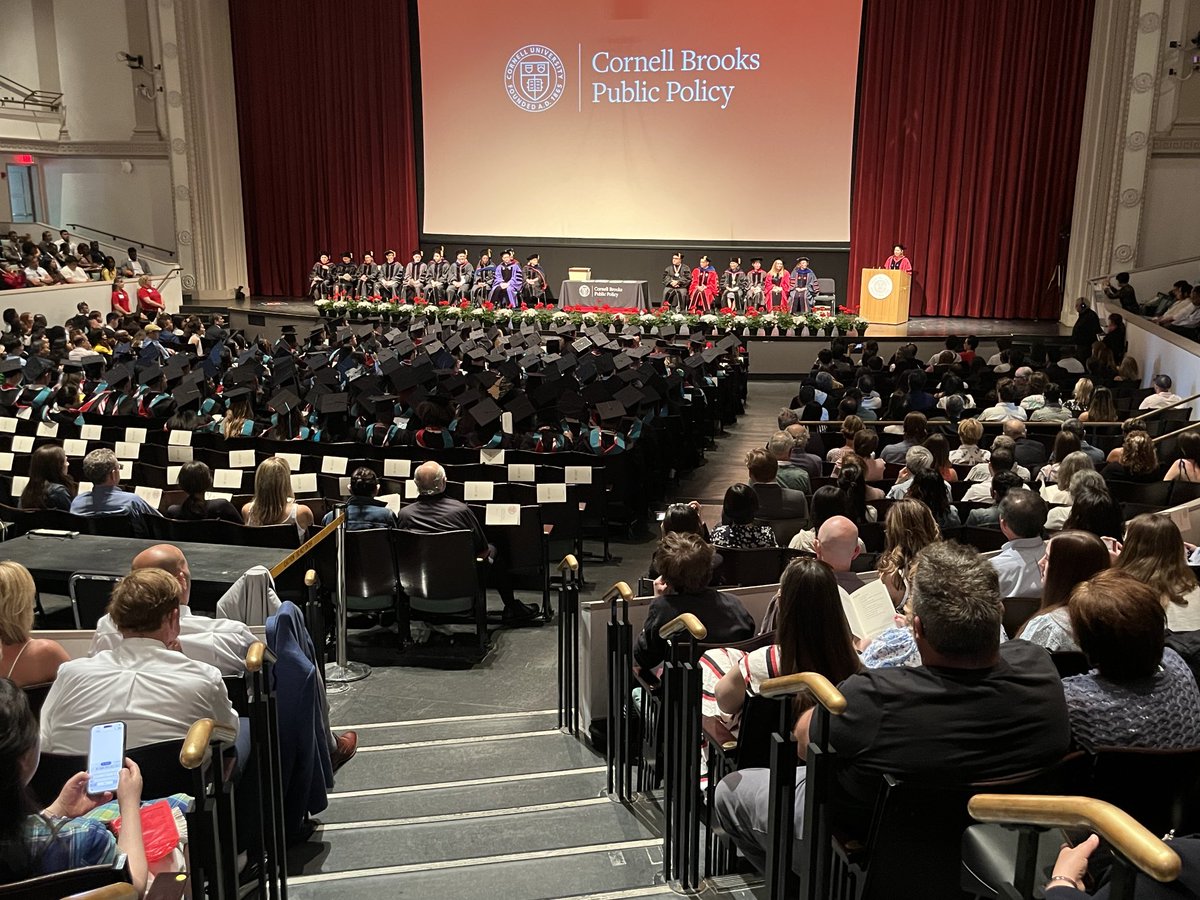 Dean Colleen Barry congratulates the #Cornell2023 graduates of the Brooks School and thanks their faculty, families and friends. @colleenlbarry