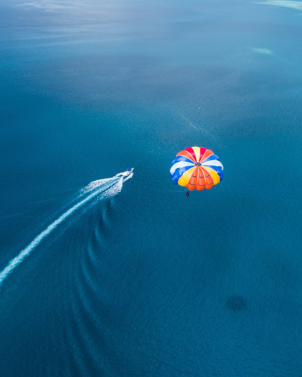 What's your weekend adventure? 🪂

SkY360: Luxury, Location, Lifestyle

#summertime #beach #ocean #parasail #parasailing #florida #southflorida #lauderdale #fortlauderdale #lauderdalebythesea #pompanobeach #ocean #saltlife #lifestyle #vacation #vacationflorida #vacationlifestyle