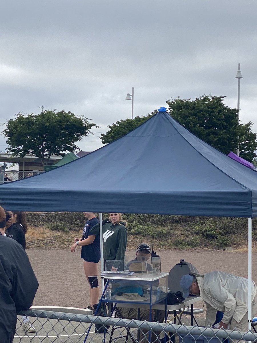 Melanie Holmes tweet media