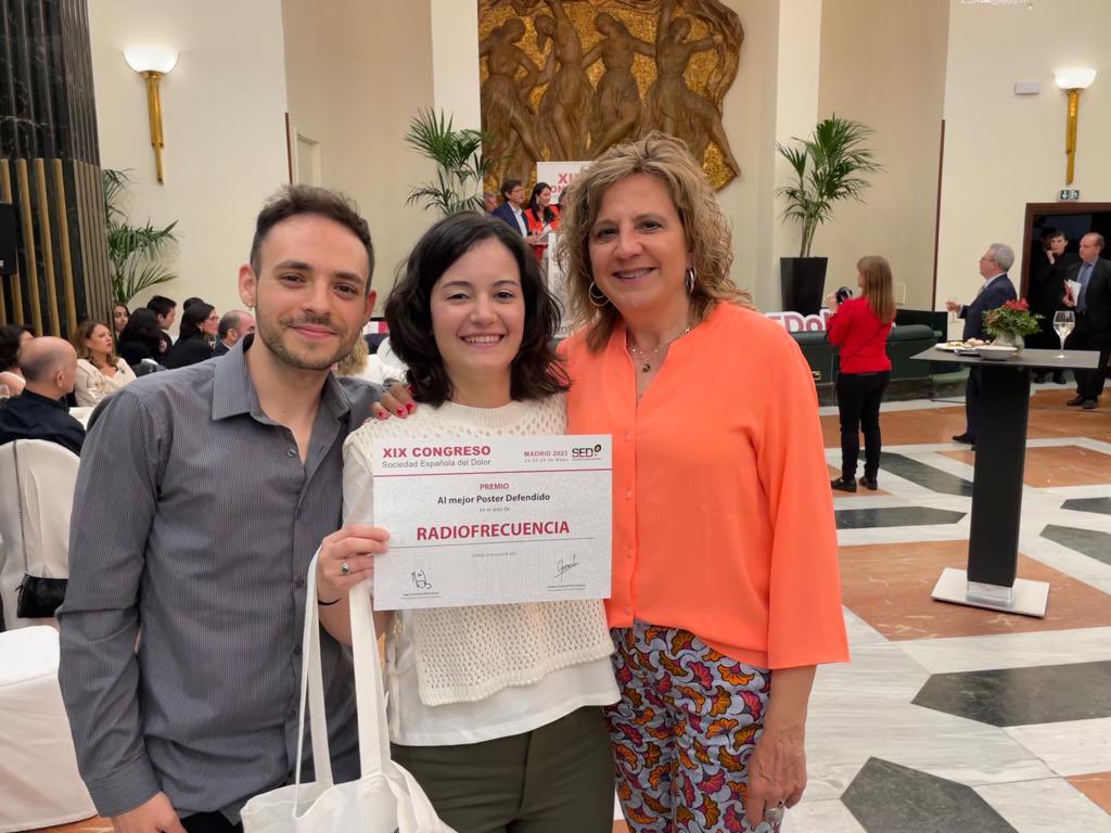 Enhorabuena <a href="/sanpmtz/">Sandra</a> <a href="/AFilandon/">AAlonsoC</a> por el premio ganado en el congreso de <a href="/Sedolor/">Sociedad Española del Dolor</a>. #anestesiacaule #SEDolor23