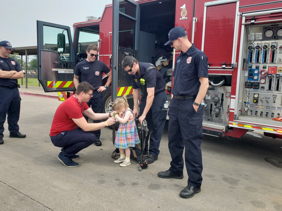 TPpayne0228's tweet photo. Ellie had a blast at @Crockett_MS's Summer Bash! @Jamesqpayne https://t.co/G79iEny6UP
