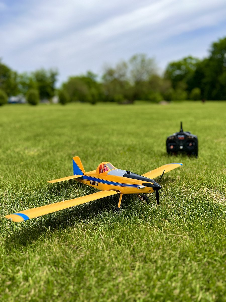 Horizon_Hobby's tweet photo. Who’s getting their maiden flight on the new @EfliteRC UMX Air Tractor [EFLU16450] this weekend? 
Now in stock! Visit your local hobby shop today or check out at https://t.co/2a00z3mvgw. 
•
#horizonhobby #eflite #umx #airtractor #rc #rcairplane #airplane #aviation #agriculture https://t.co/c17wjgG9zE