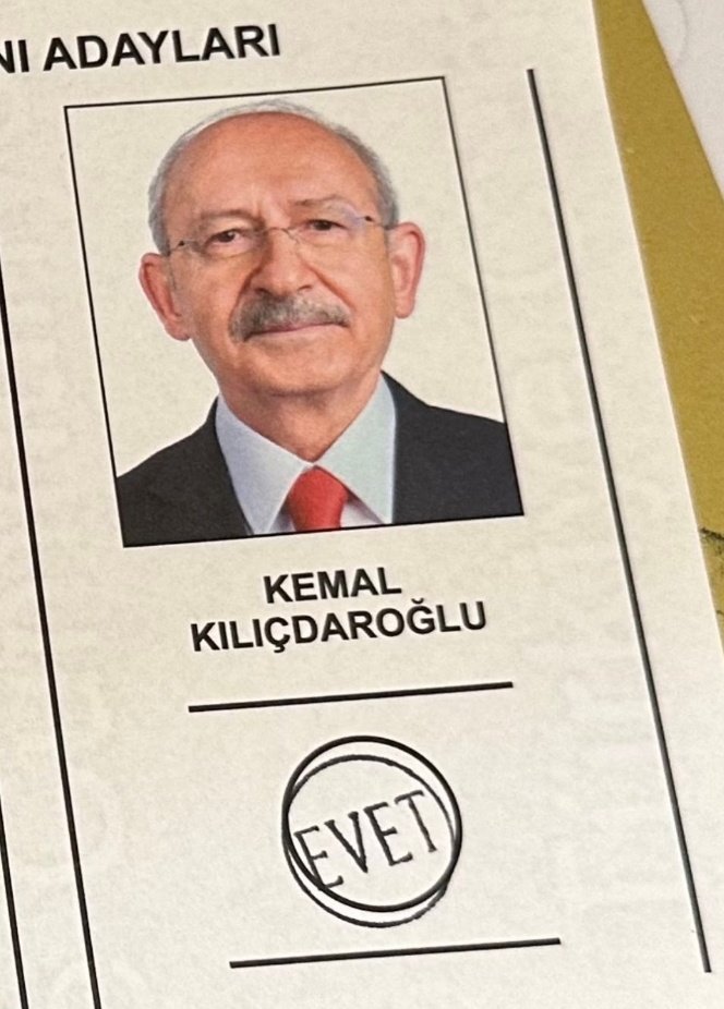 Biz Cumhuriyet kadınıyız.

GELİYORUZ

#OylarBayKemale #oyumkılıcdaroğluna #OyumKemalKılıçdaroğluna