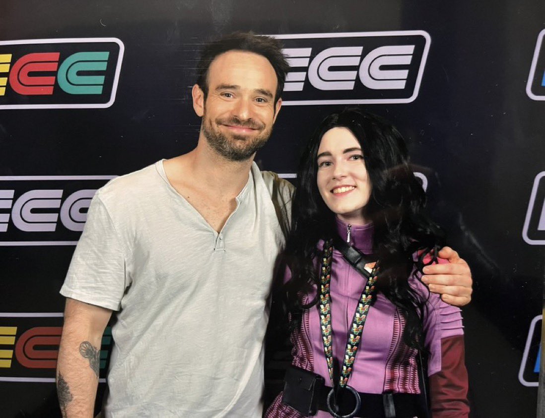 Charlie Cox with a fan at the ICCCon in Nashville!!