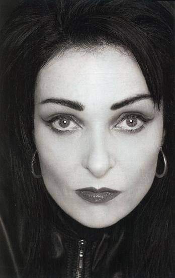 Happy 66th birthday to SIOUXSIE SIOUX ! (27th May 1957) 