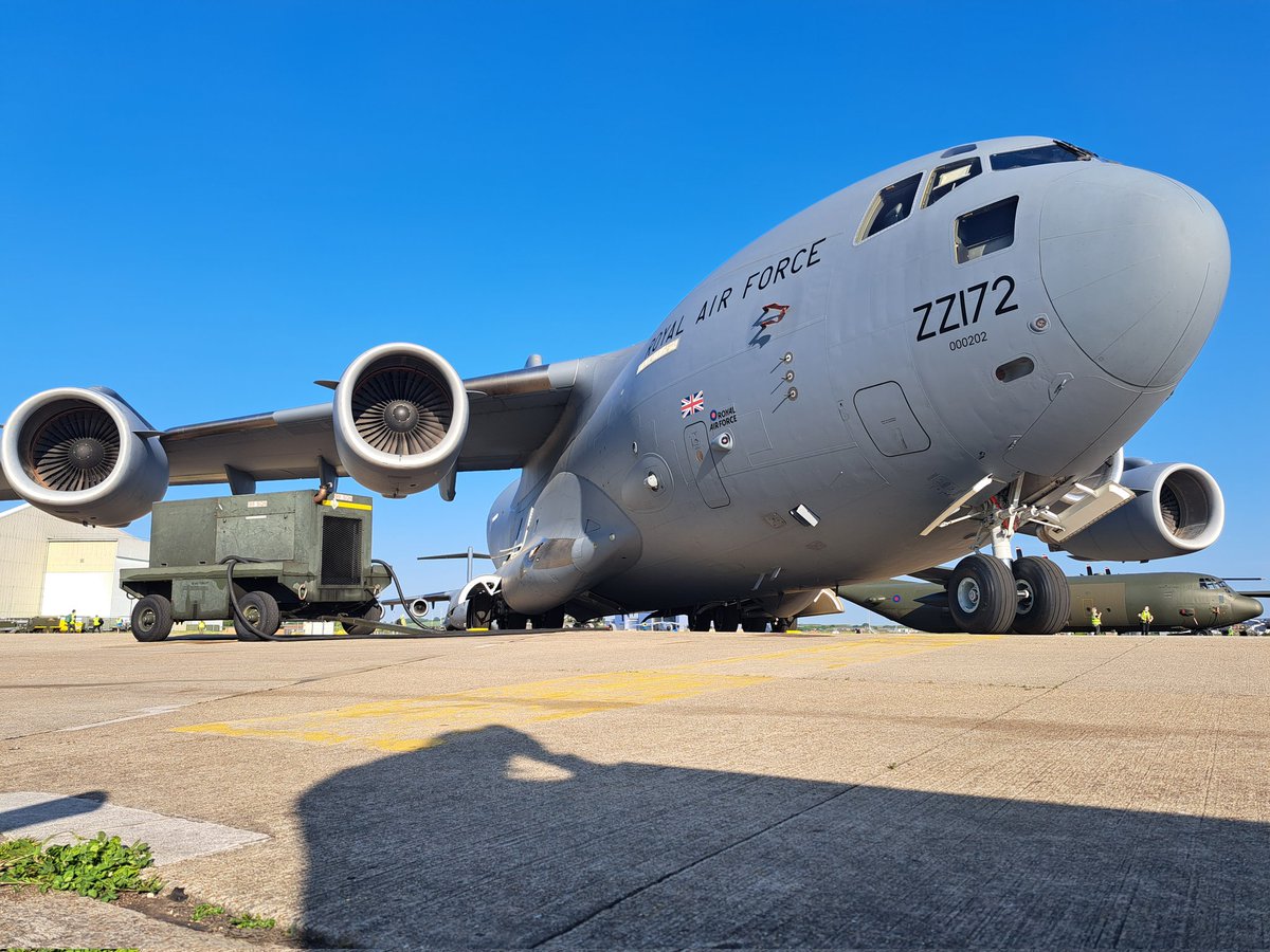 Robhereagain's tweet photo. Glorious evening at RAF Brize Norton to say goodbye to the Hercules, thank you to those who organised this event. @99Sqn @RAFBrizeNorton @thresholdaero
@scottiebateman @Boneyardsafari @USAS_WW1 @LockheedMartin #ThresholdAero https://t.co/5pdTMpsx5o