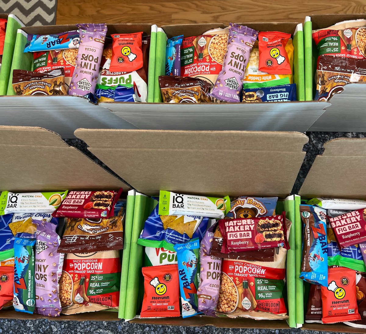healthysnackbo1's tweet photo. FREE Healthy Snack Boxes! https://t.co/2Qp3eF8Z8M

Guess how many Healthy Snack Boxes our team packed today? 🙂

Like and Share this Post, then comment your answer below! Hint: It’s between 480 - 530 🎉

Get it correct, and we’ll give you a FREE Healthy Snack Box! 🎉

Watch out for when we reply to a comment with "Congrats! You just got a Healthy Snack Box".

Not yet a member - sign up here https://t.co/2Qp3eF8Z8M