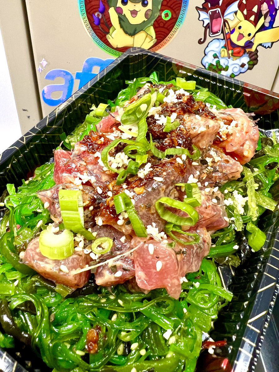 SheffAustin's tweet photo. Starting a thread for poke specials that I make

#1 Spicy Ahi with Chili Crisp

yellowfin tuna, homemade chili crisp, white shoyu, sesame oil, kelp furikake, ogo, garlic sea salt

Looking into roasted kukui nuts and from-scratch seaweed salad for future specials https://t.co/A0SOQSJAaa