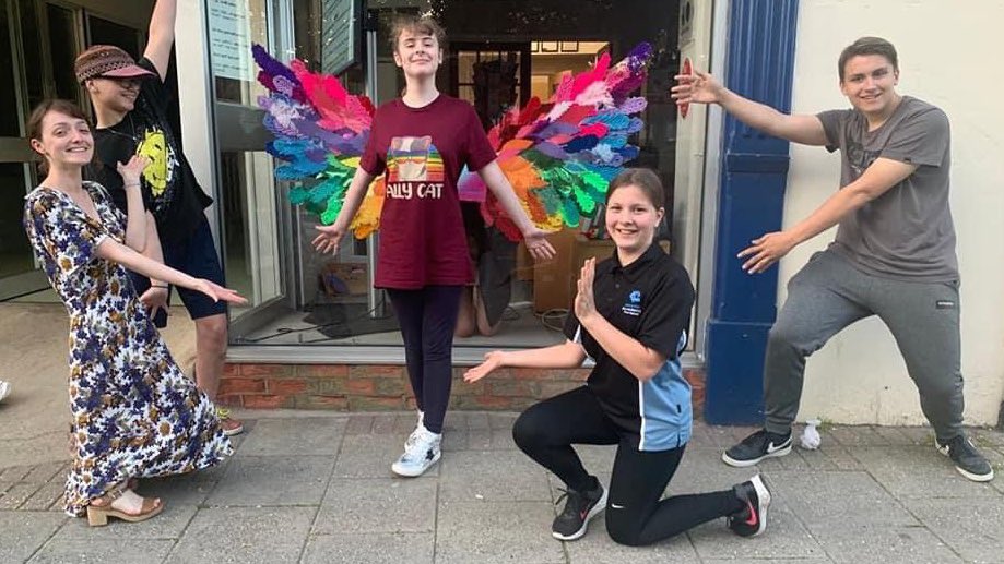 Congratulations to Portland Youth Council, who created these fabulous wings for Pride month. Thanks also to ICA's Community Crafters who created the feathers. Looking forward to Stage 2. Come get your selfie! 
bit.ly/ICAPortland
<a href="/DorsetComFnd/">Dorset Community Foundation</a> 
@iwill_movement 
#PrideMonth