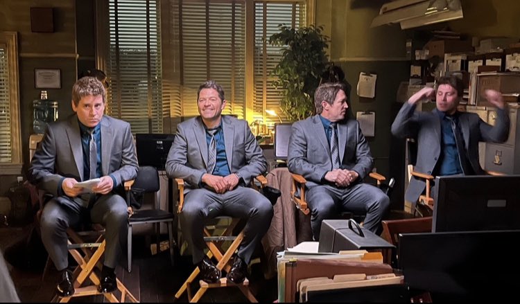 mishacollins's tweet image. So many Harveys, so little sanity.

Please watch this week’s episode of #CWGothamKnights (it is one of my favorites). And if you aren’t caught up, you can watch all previous episodes for free on @TheCW: bit.ly/CWGothamKnights

Or you can buy all previous episodes on @itunes,…