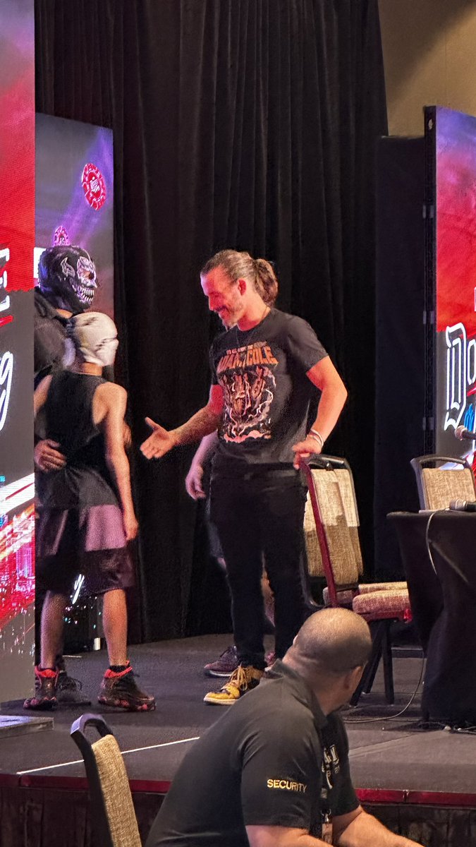 Adam Cole, Evil Uno and Negative One playing Fight Forever at Fan Fest was so much fun to watch in person. Can’t wait for the game! #AEW #AEWFightForever