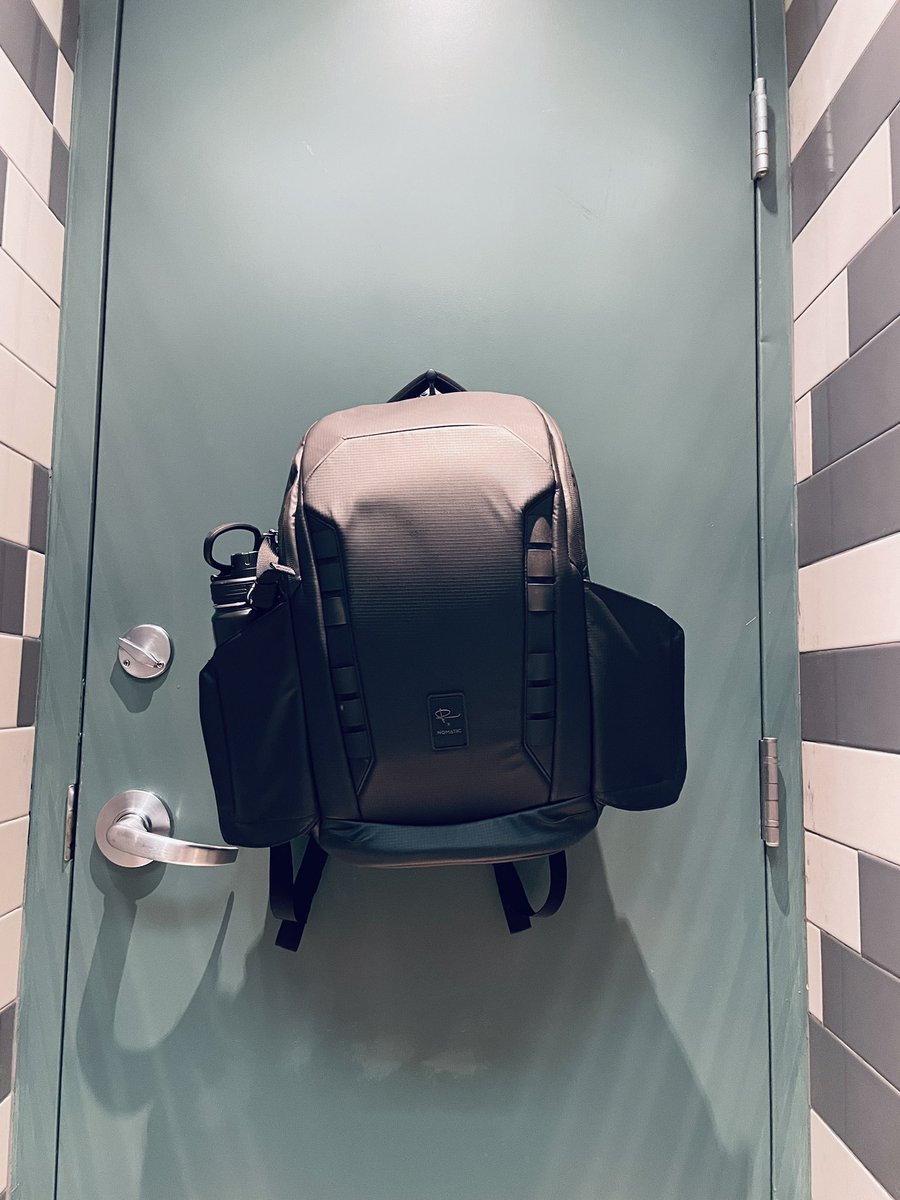 The moment you realize the sides of your <a href="/petermckinnon/">petermckinnon</a> camera bag look like wings. 
#lasvegas