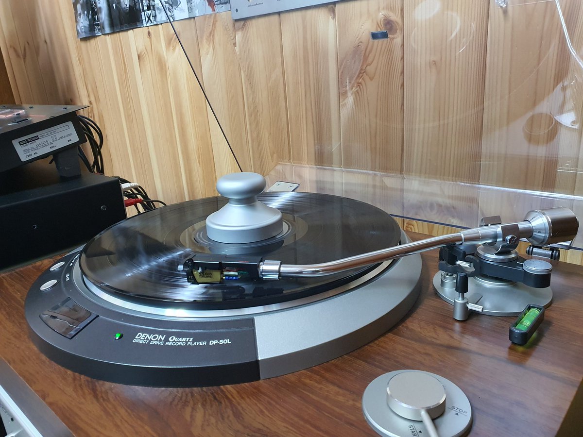 비오는날 농장에서 청음하는 lp의 매력이란..