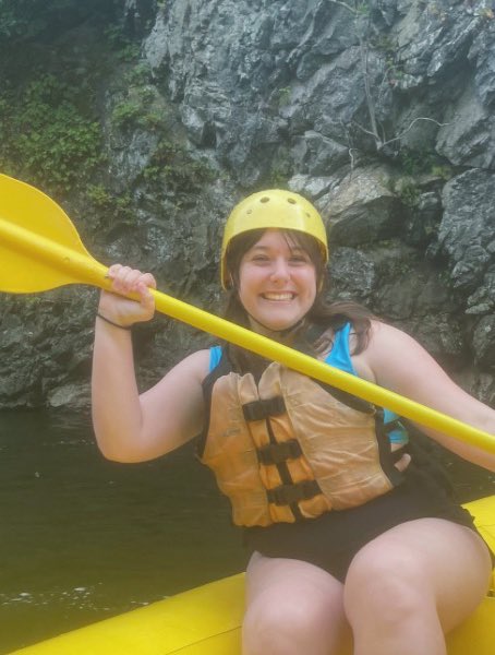 katy_canum's tweet image. anything for annie &amp;lt;3 #BacheloretteWeekend