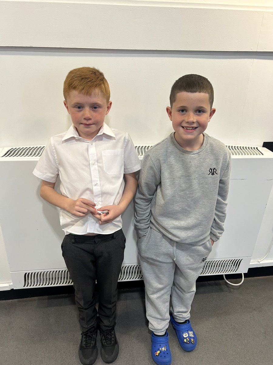 JulieHarron's tweet image. What an amazing show tonight at Matilda @St2014s #grassroots #buildingfriendships #finalnight #welldonedaleyboy #neverstopbeingyou #keepshining