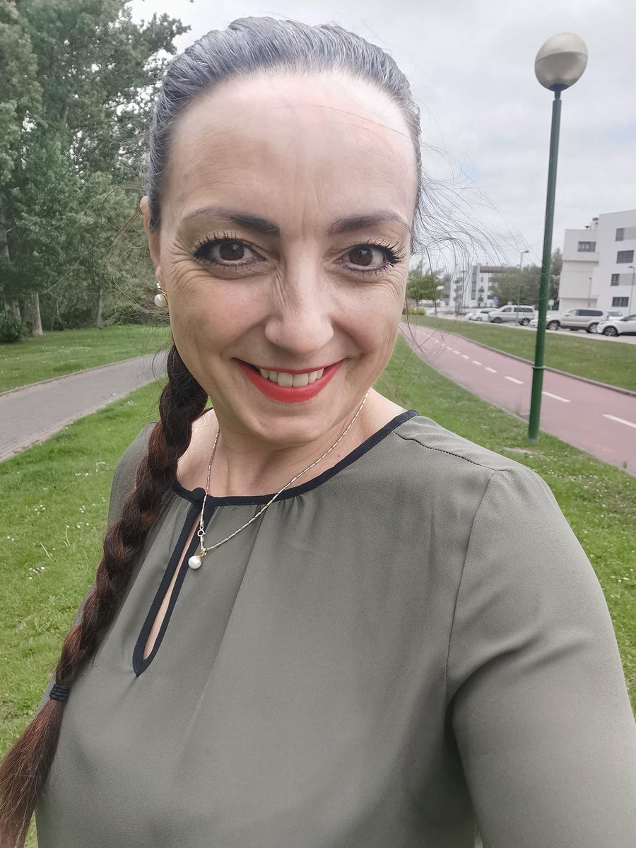 KatalinaCoach's tweet photo. Crecimiento y Desarrollo Personal
https://t.co/WIjZNLx688

"El alma siempre sabe qué hacer para curarse a sí misma. El reto es silenciar la mente." .Caroline Muss.

"Si el espíritu es un atributo divino, una existencia conforme al espíritu será verdaderamente divina. Aristóteles https://t.co/sYj9Gx058C