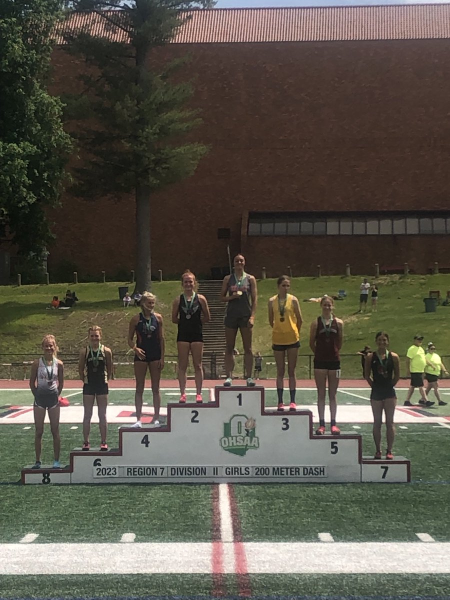 CHSTigerTrack's tweet photo. State Bound! Faith Yancey finishes 🥈in the 200m with a school record time of 25.41🏃‍♀️💨 https://t.co/64gG0Ncwix