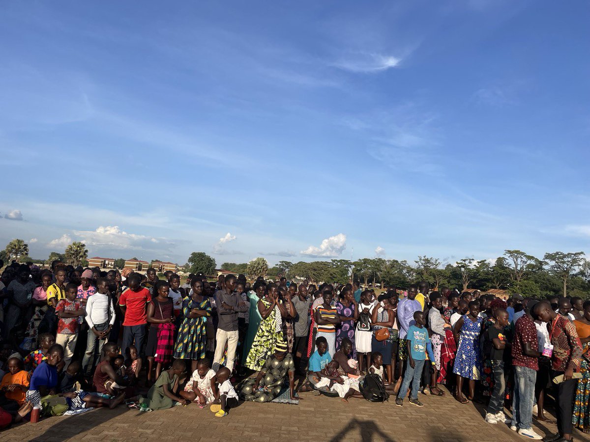 KampalaLife's tweet photo. The Hunger for the Gospel #GuluMiracleCrusade https://t.co/vjBjMe3Swg