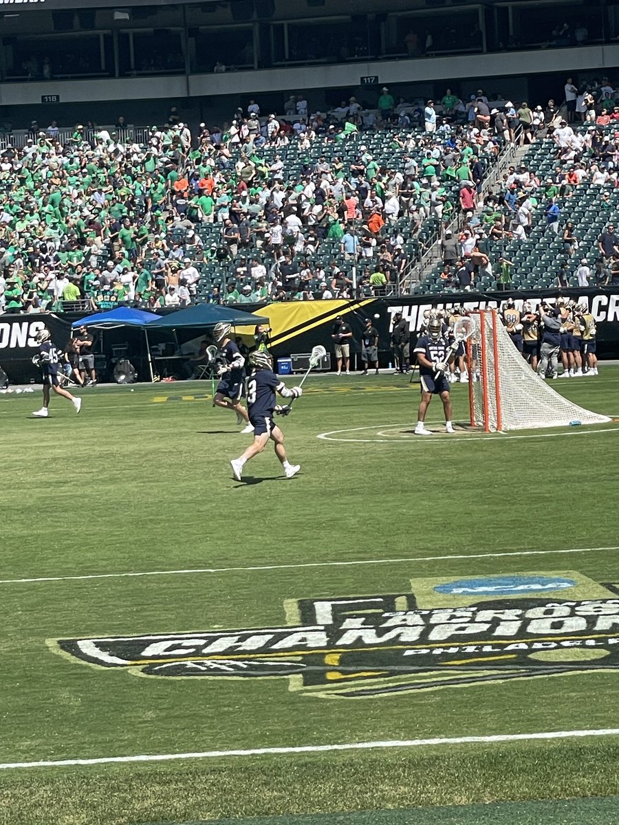 .@NDlacrosse warming up with #NDFamily behind them!☘️🥍
