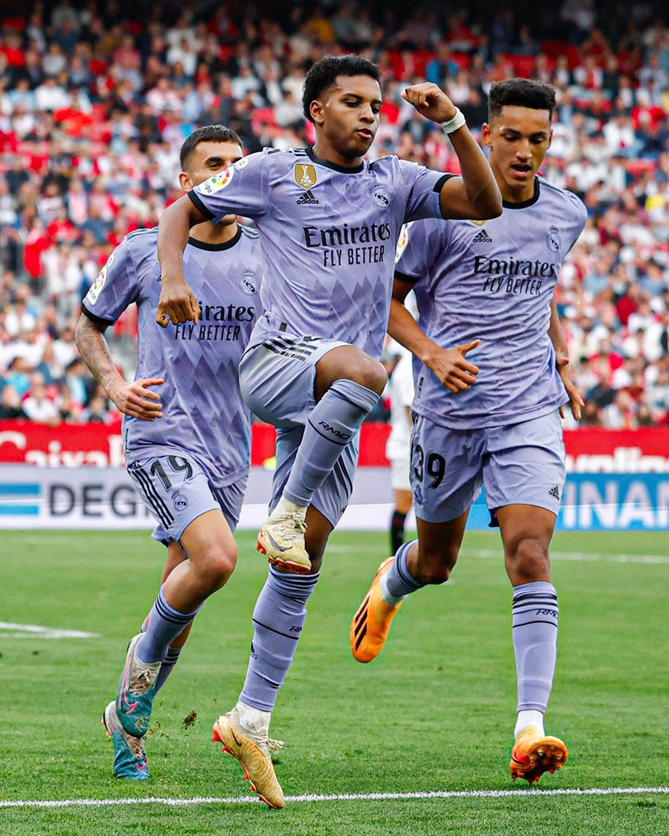 RodrygoXtra's tweet photo. Rodrygo 🆚 Sevilla today:

• 81 minutes played 
• 2 goals 
• 1 chance created 
• most fouled player in the match 
• MOTM https://t.co/1ZHUz8boAt