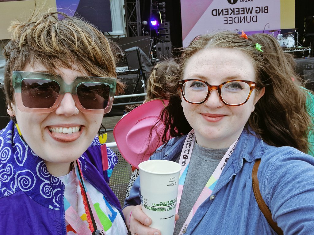 Big Weekend ft missing the Jonas Brothers because we went to the wrong stage xo