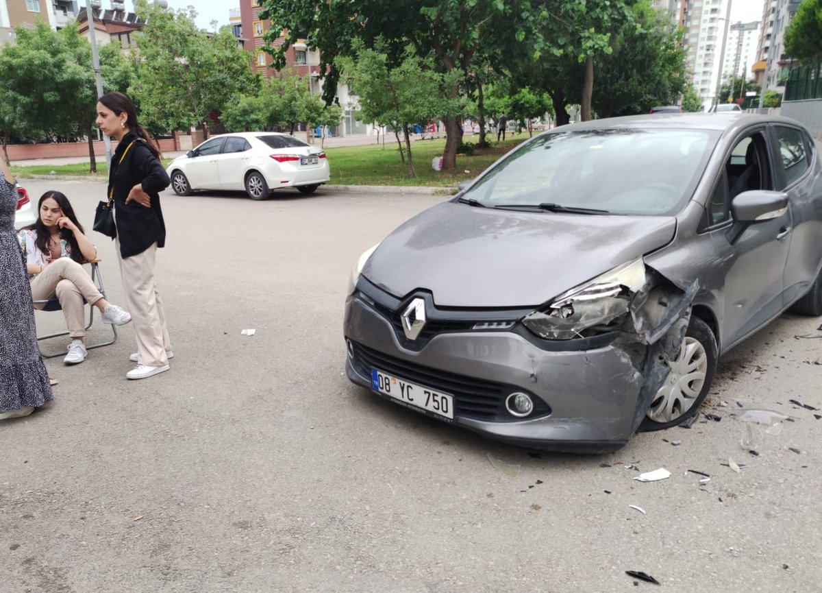 ezvegi's tweet photo. Başıma gelen olaylara karşı duruşum https://t.co/wzQbqo7kN9