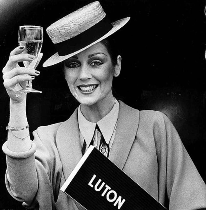 Mickeyfresh's tweet photo. Well Done Luton FC https://t.co/t8TjU0z6S7