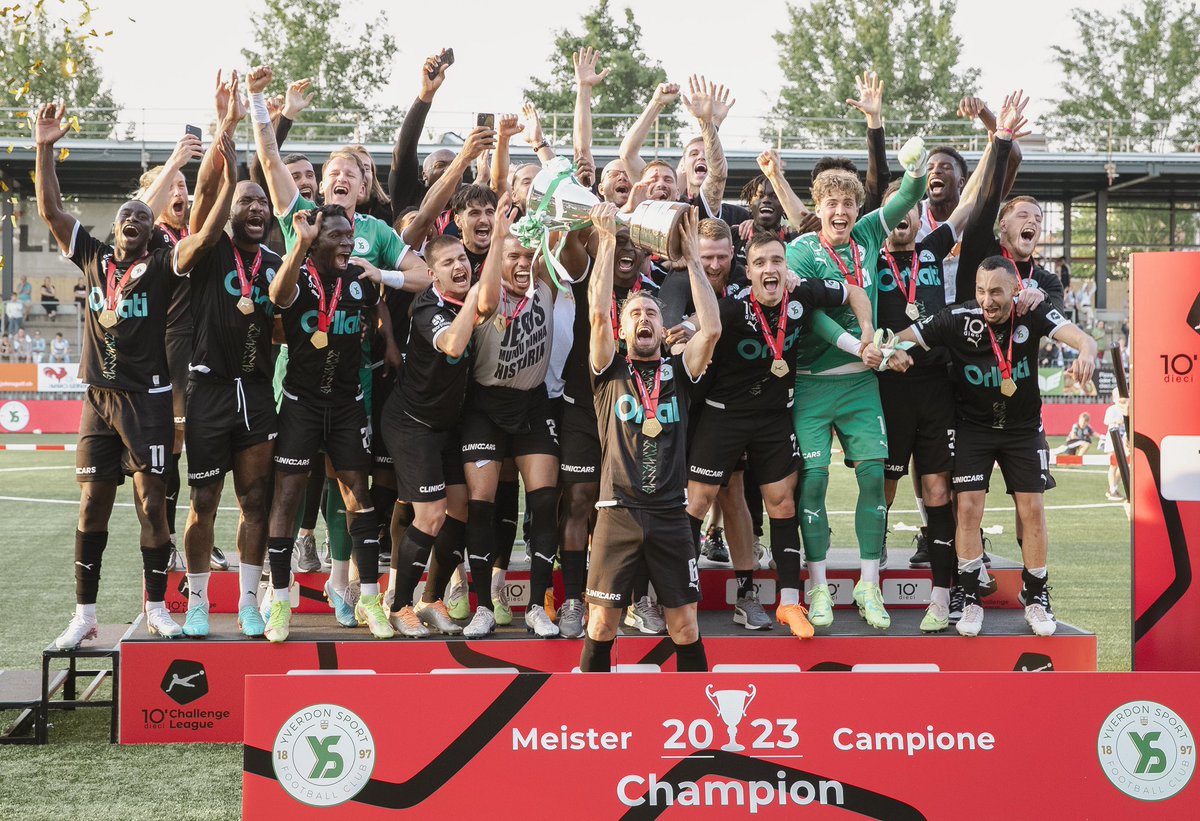 yverdonsport's tweet photo. 🏆💚 https://t.co/FCAZFqHFl6