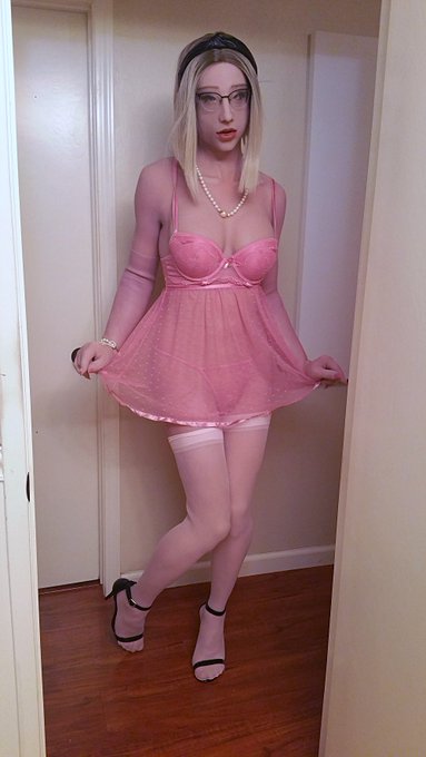 Turns out I like being spanked 👋👋👋  Help Eva get the 2000 followers Follow. Retweet. Comment. Like. Daily<a href="/tag/dollface"class="tags"><span>#dollface</span></a><a href="/tag/sissy"class="tags"><span>#sissy</span></a><a href="/tag/realdoll"class="tags"><span>#realdoll</span></a><a href="/tag/feminization"class="tags"><span>#feminization</span></a><a href="/tag/bimbofication"class="tags"><span>#bimbofication</span></a>