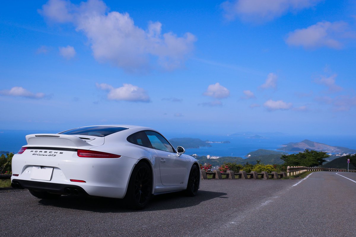 kito401's tweet photo. 伊勢志摩 e-POWER ROADワインディング最高
ダックテール装着及びエンジンフードボディ同色でリアの印象が変わった。これはこれでアリだね。
#Porsche #ポルシェ #伊勢湾 #ePOWERROAD https://t.co/xJwgwzrCKk