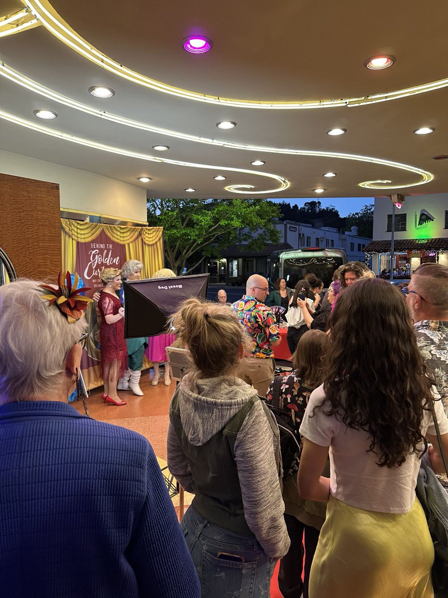 The Golden Gays kicked off BEHIND THE GOLDEN CURTAIN last night! This is a show you should not miss!

#thegoldengirls #goldengirls #orindatheatre  #bettywhite #rosenylund #blanchedevereaux #beaarthur #dorothyzbornak #estellegetty #ruemcclanahan #thankyouforbeingafriend #sophiapet