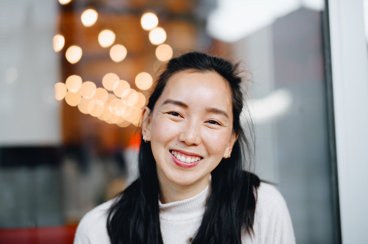 Things I do while waiting for food. The setup, the result, and bonus without carafe. 

#Leica #glasscarafe