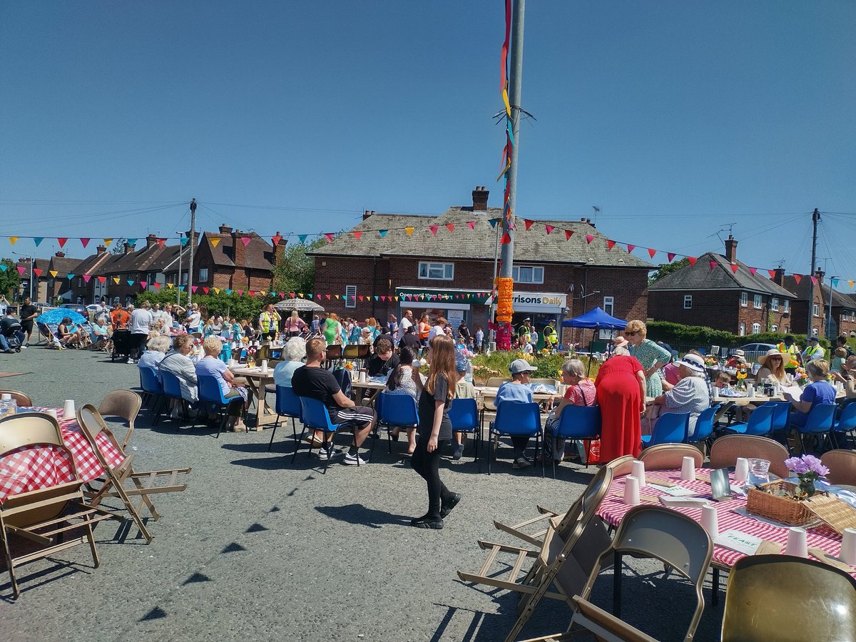 A wonderful day in Lache today for The Feast, well done Lowri &amp; the CC team. Many thanks to Lache Larder, The Venue, Storyhouse, performers, stallholders, volunteers &amp; so many amazing individuals for their support &amp; to the people of Lache for helping to create &amp; enjoy The Feast!